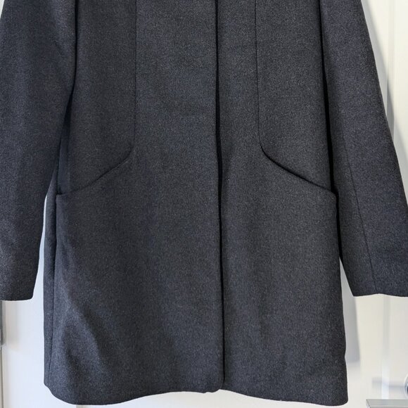 Aritzia Wilfred Cocoon Coat - Picture 4 of 10